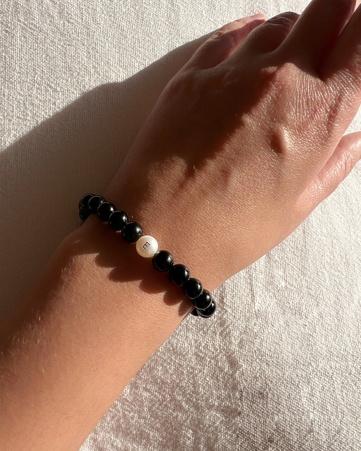 Initialarmband Onyx