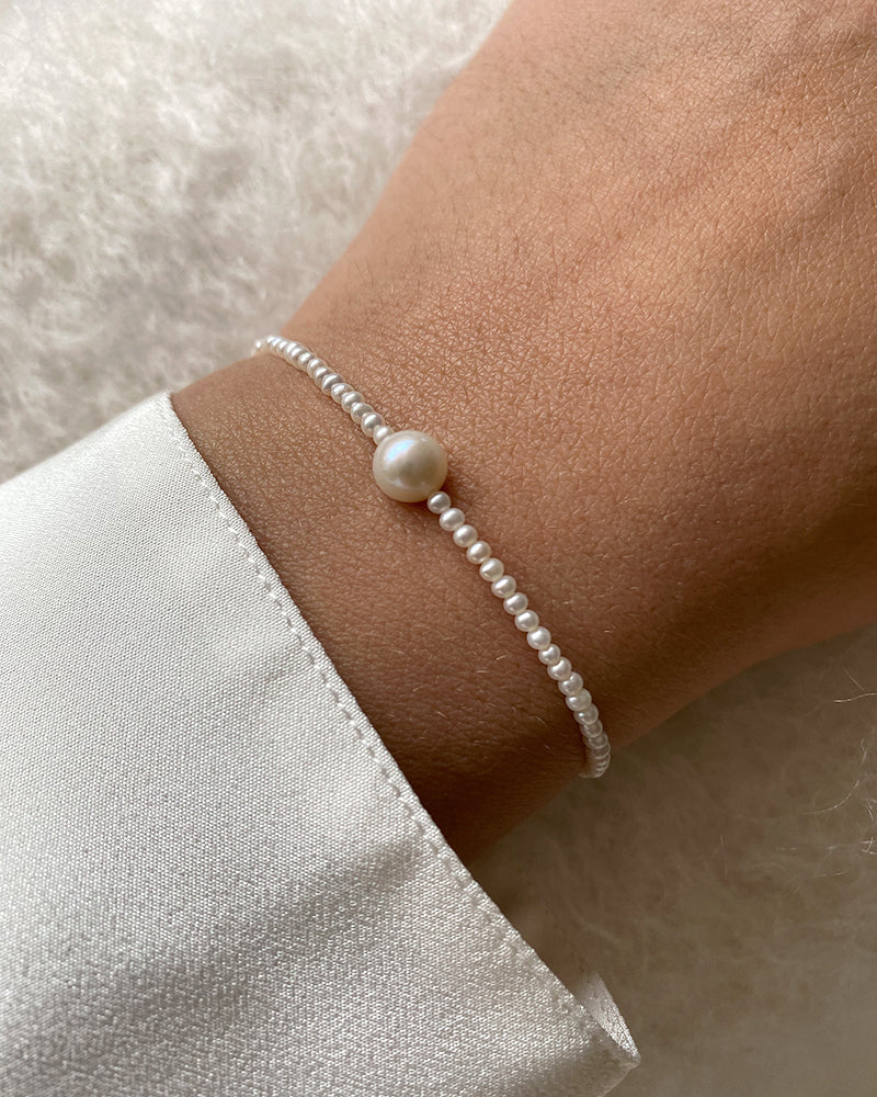 Pearls Pearls Pearls Bracelet